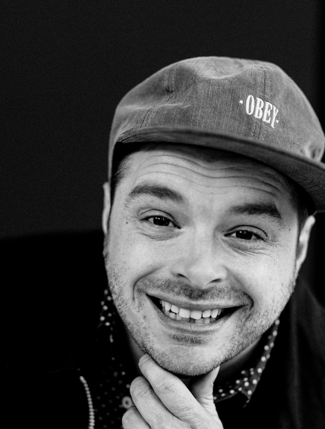 Artiste associé: Mathieu Genest